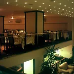 Central Hotel Otel