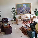Central Hotel