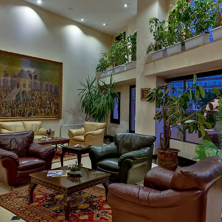 Central Hotel 부루사