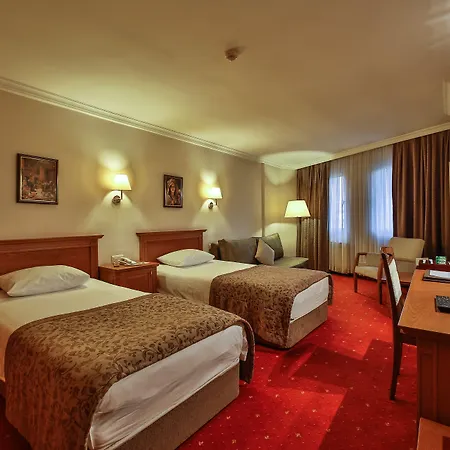 Хотел Central Hotel
