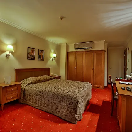 Хотел Central Hotel 4*