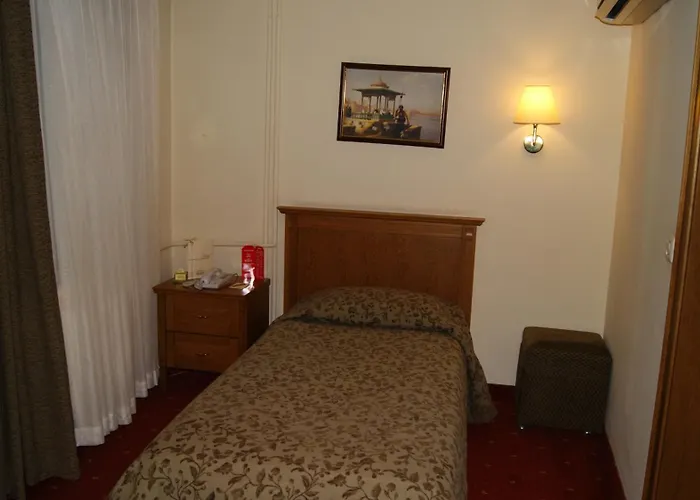 Central Hotel 4* Bursa