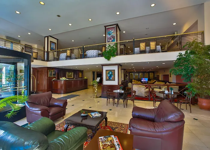 Central Hotel Hotel 4*