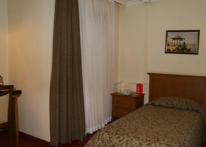 Central Hotel 4* Bursa