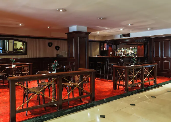 Hotel Central Hotel 4*